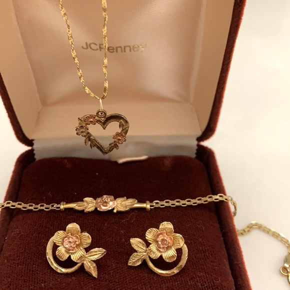 Jewelry - 14kt gold jewelry set